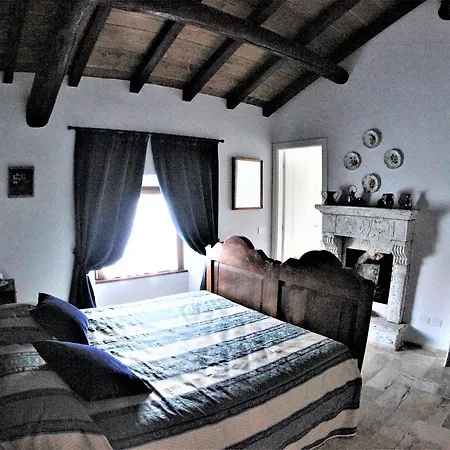 Marina - 3* Bellano