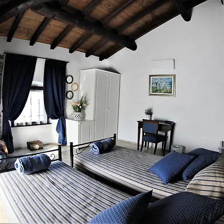 Marina - 3* Bellano