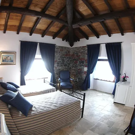 Marina - 3* Bellano