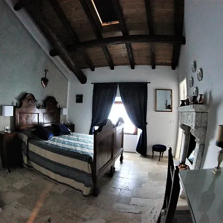 Marina - 3* Bellano
