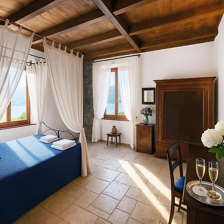 Marina - فندق مبيت وإفطار 4*