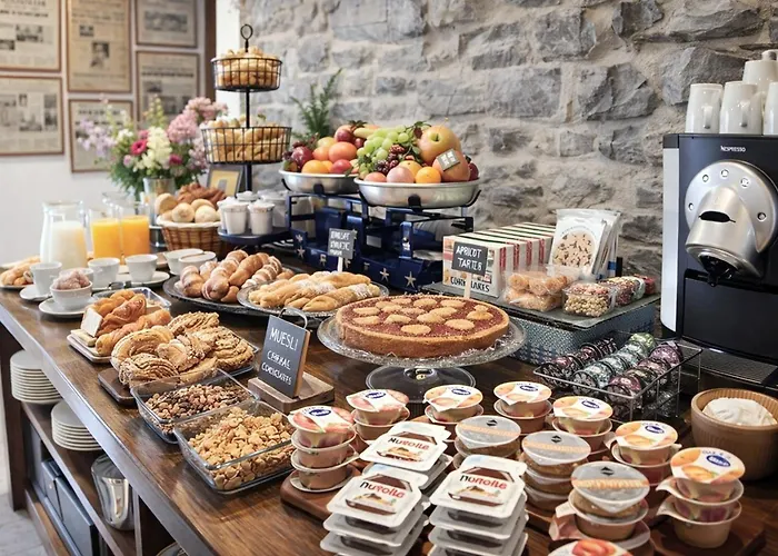 Marina - Oda ve Kahvaltı 4*