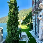 Marina -