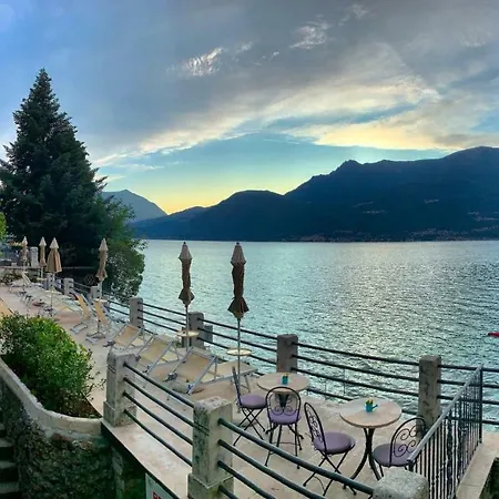 Marina - Nocleg ze śniadaniem 4*